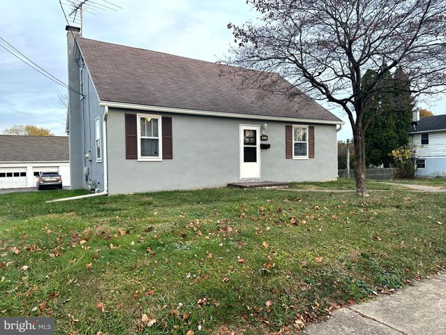 $2,200 | 25 South 6th Street | Oxford