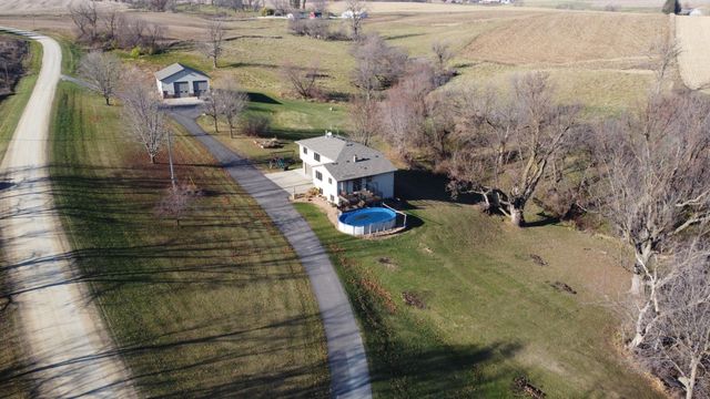 $590,000 | 11225 360th Street | Leon Township - Goodhue County