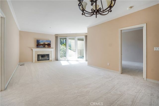 $799,999 | 2233 Martin, Unit 302 | Irvine Airport