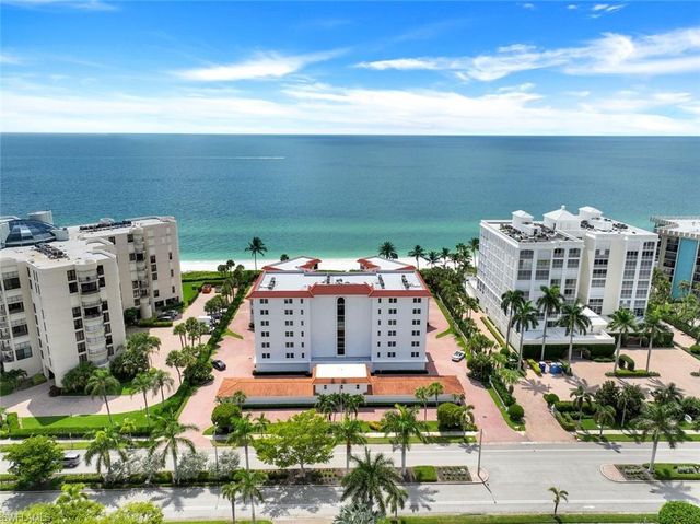 $2,595,000 | 3333 Gulf Shore Boulevard North, Unit 503 | Moorings