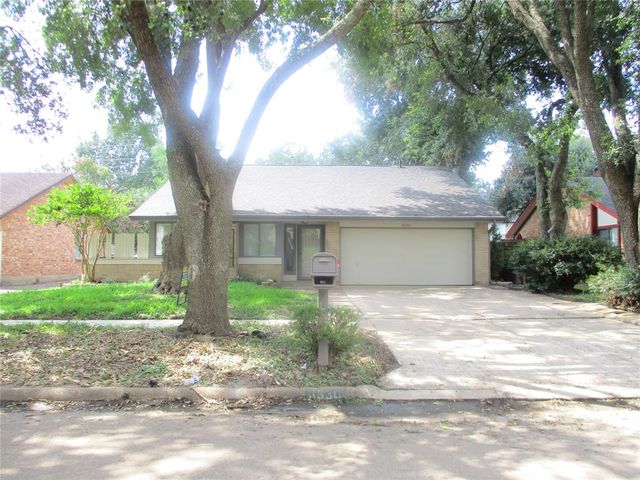 $2,500 | 3330 Pecan Point Drive | Sugar Land