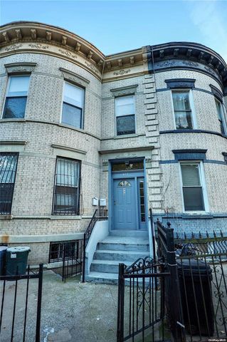 $955,000 | 432 Jamaica Avenue | Highland Park