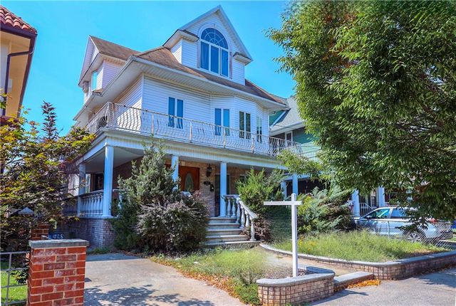 $2,190,000 | 1528 76th Street | Bensonhurst