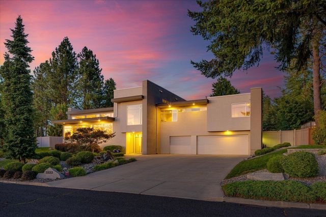 $2,495,000 | 3223 South High Drive | Comstock