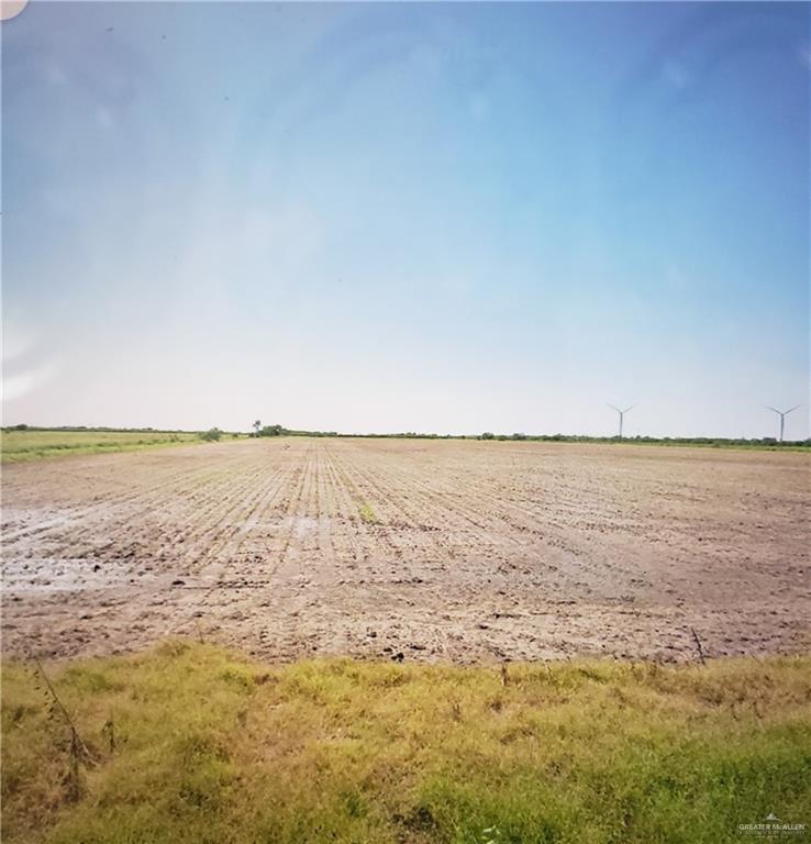 View of home's community featuring a rural view