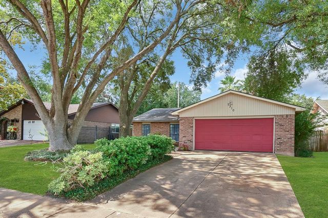 $260,000 | 7310 Corta Calle Drive | Mission Bend South