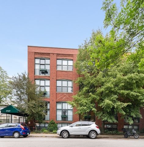 $3,300 | 1737 North Paulina Street, Unit 307 | Wicker Park