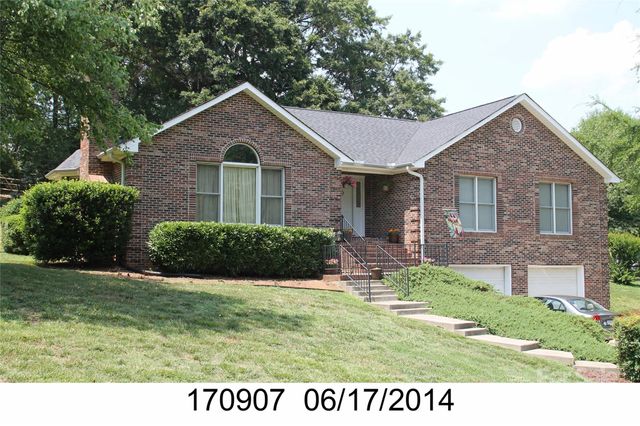 $380,000 | 212 Meadowbrook Circle | Northwest Gastonia