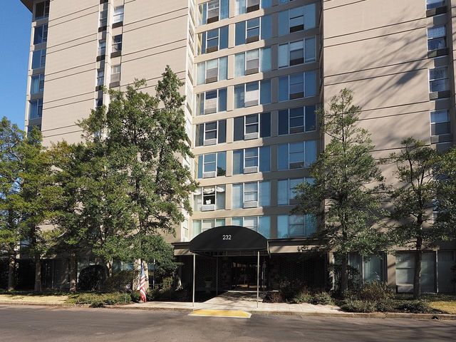 $129,000 | 232 South Highland Street, Unit 505 | University North