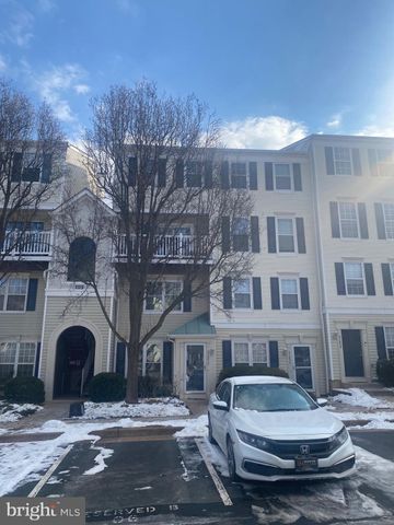 $375,000 | 21852 Elkins Terrace | Dominion Station Condominiums