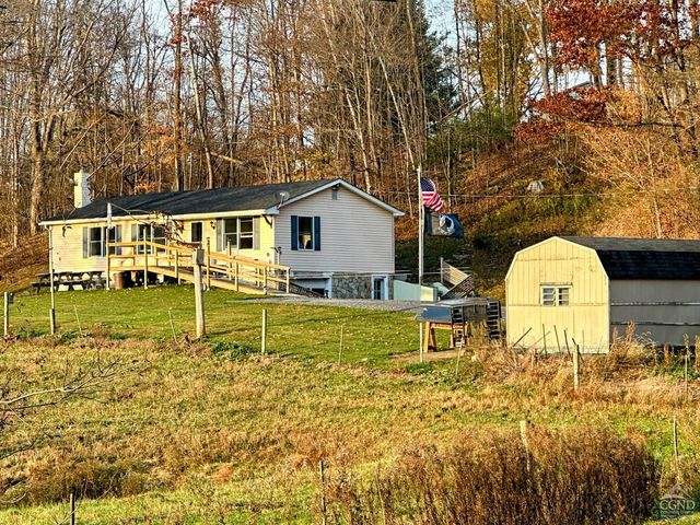 $395,000 | 304 Yonderview Road | Copake