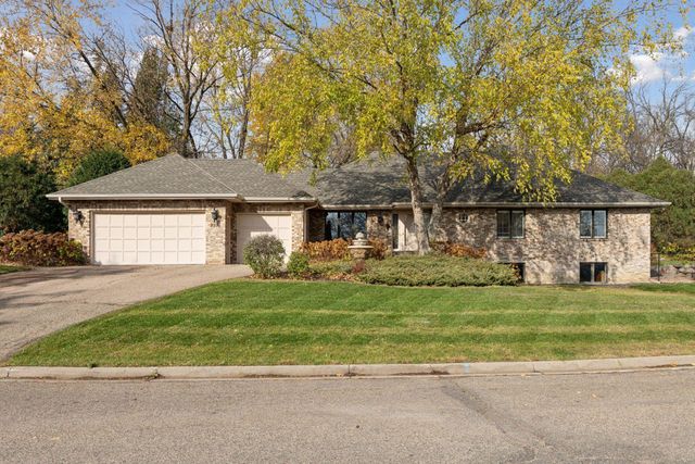 $799,900 | 2508 Cherrywood Road | Minnetonka