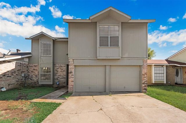 $242,000 | 2906 Birchbrook Street | Grand Prairie