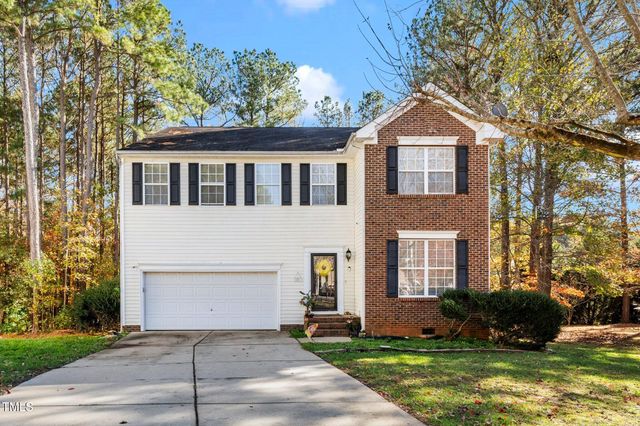 $460,000 | 104 Full Moon Court | Arbor Greene