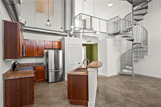 $3,200 | 791 Wylie Street Southeast, Unit 906 | Milltown Lofts