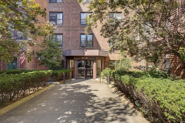 $575,000 | 84-25 Elmhurst Avenue, Unit 2N | Elmhurst