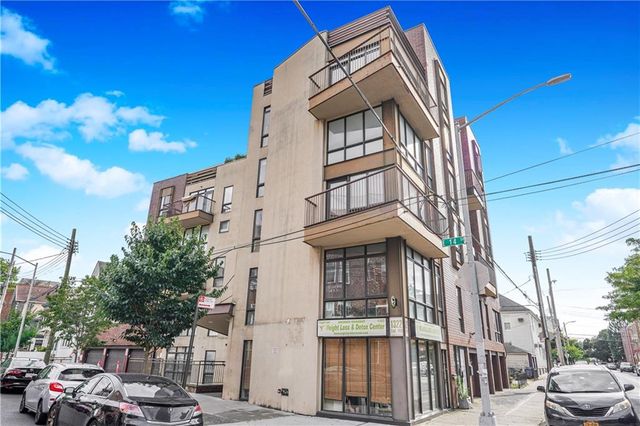 $789,000 | 1322 East 14th Street, Unit 3B | The Lindens