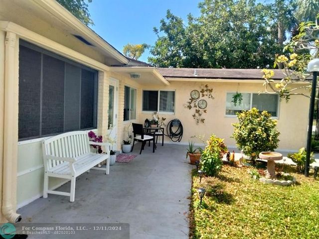 $329,900 | 410 Southwest Natura Avenue | Village at Tivoli