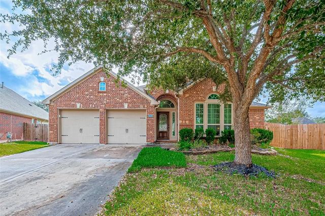 $325,000 | 5634 Stoneridge Court | Rosenberg