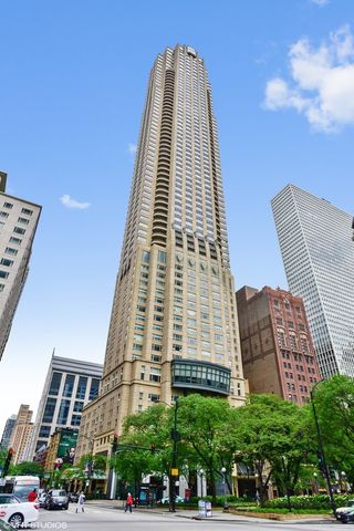 $15,750,000 | 800 North Michigan Avenue, Unit PH67 | Magnificent Mile