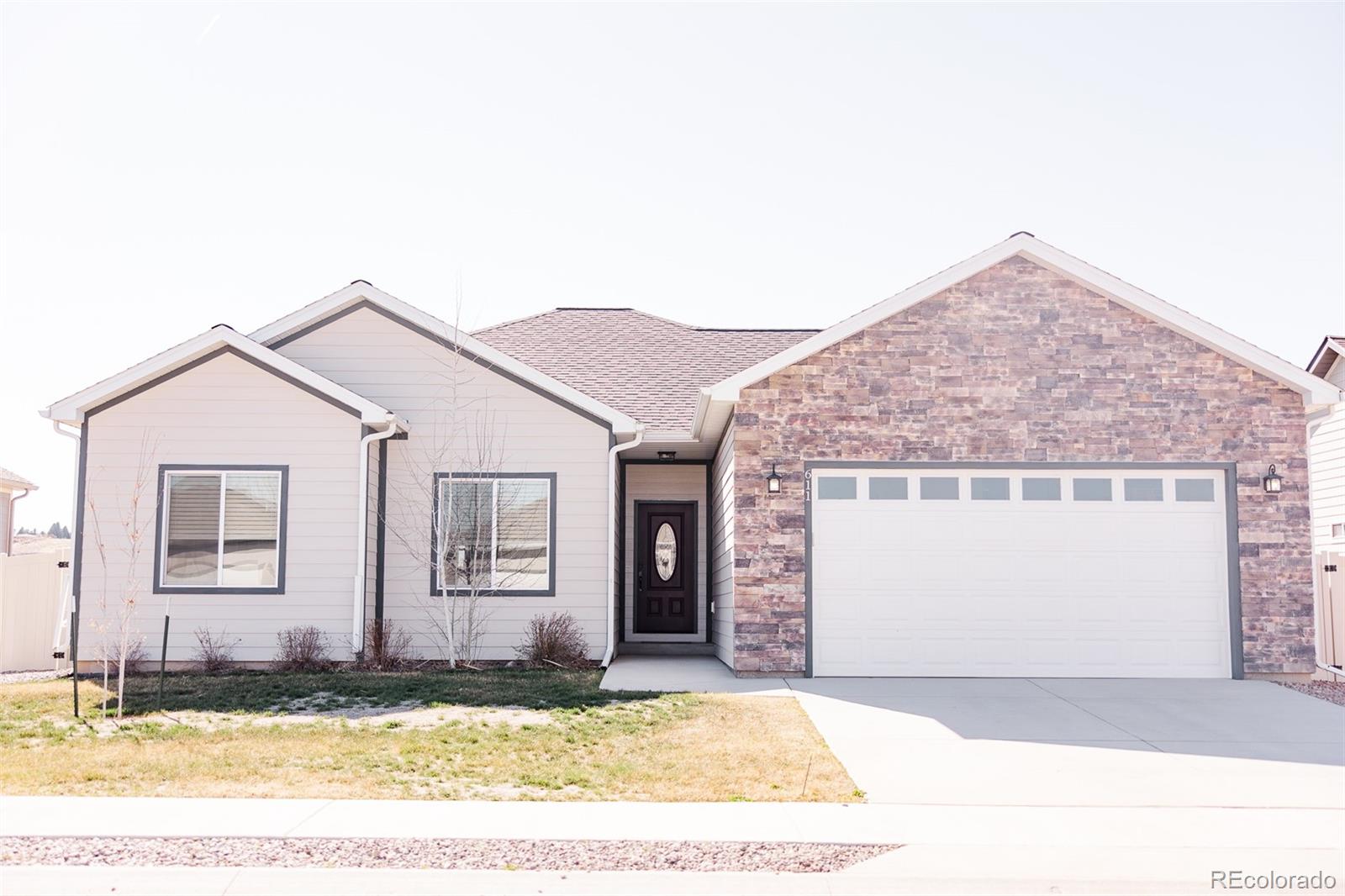 a view of a house with entertaining space