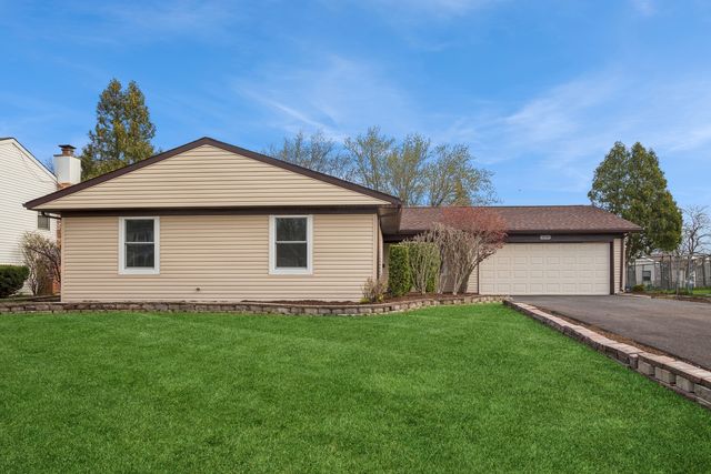 $450,000 | 1330 Chalfont Drive | Schaumburg