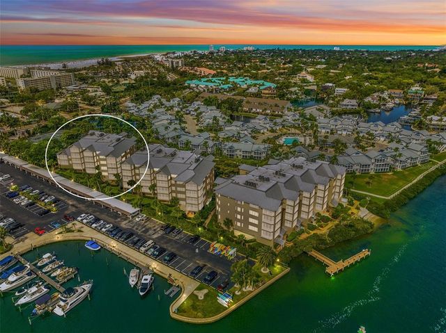 $1,249,000 | 1240 Dolphin Bay Way, Unit 204 | Siesta Key