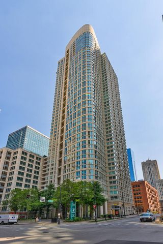 $500,000 | 345 North LaSalle Drive, Unit 3403 | River North