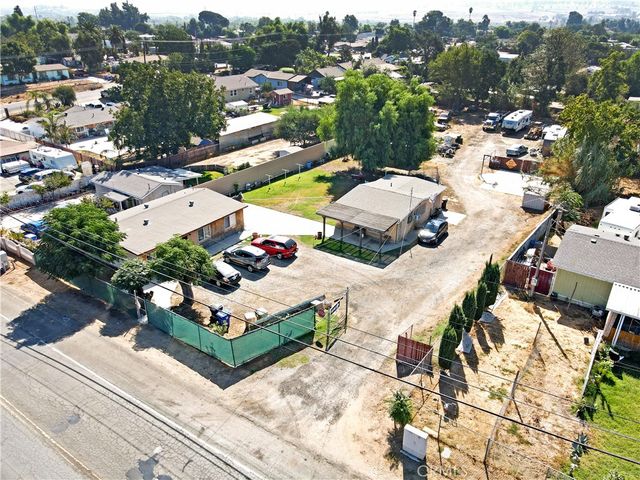 $775,000 | 11038 Holmes Avenue | Mira Loma