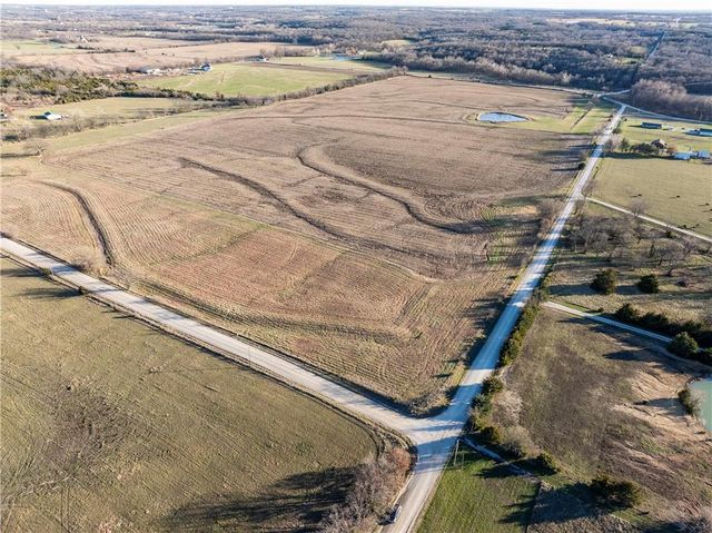 $425,000 | Oak Grove Road | Middle Creek Township - Miami County