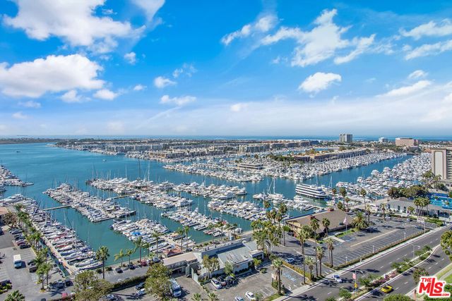 $675,000 | 13700 Marina Pointe Drive, Unit 318 | Marina del Rey