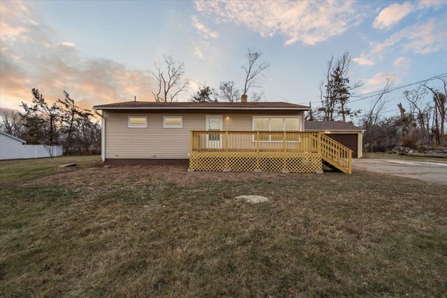 $335,000 | 3018 West Avalon Road | Rivereast