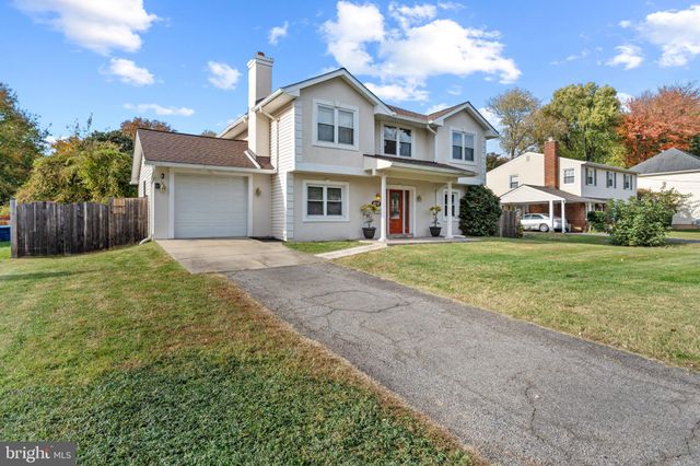 $899,800 | 4918 Bristow Drive | Annandale