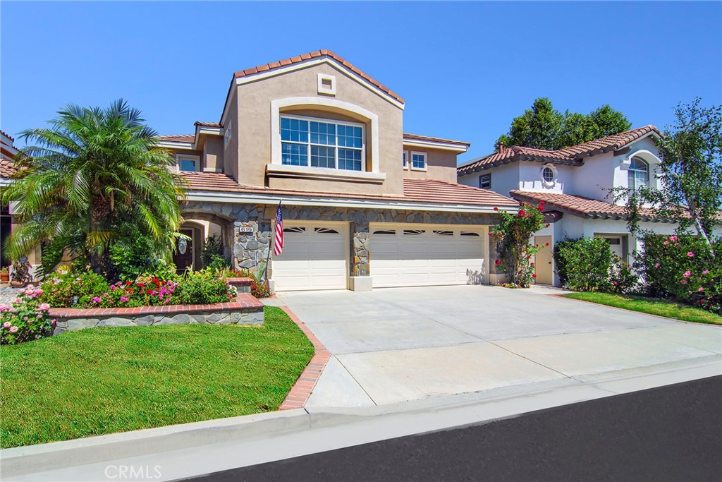 front view of house with a yard