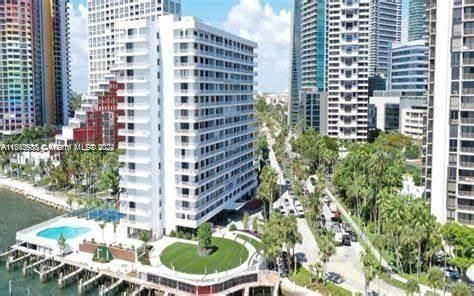 $530,000 | 200 Southeast 15th Road, Unit 7F | Brickell Harbour