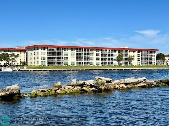 $484,500 | 3100 Northeast 48th Court, Unit 415 | Lighthouse Point