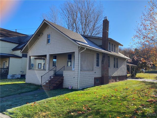 $1,800 | 400 Pawling Street | Watertown