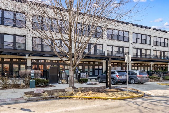 $279,900 | 1033 West 14th Place, Unit 130 | Little Italy