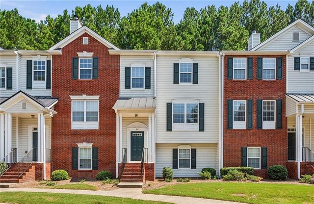 $335,000 | 312 Village Circle, Unit B | Weatherstone