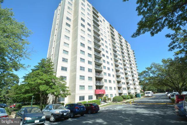 $169,900 | 2500 North Van Dorn Street, Unit 1211 | Park Place Condominiums