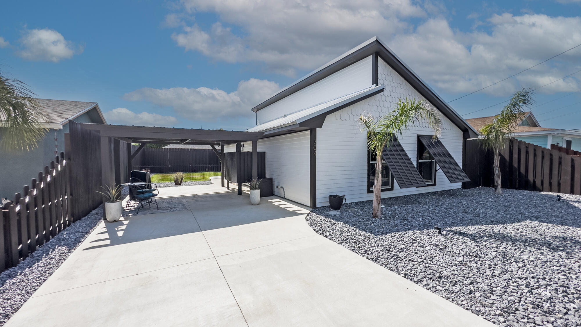 a view of outdoor space and porch