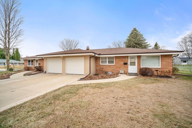 $239,900 | 734 Judith Court | West Bend