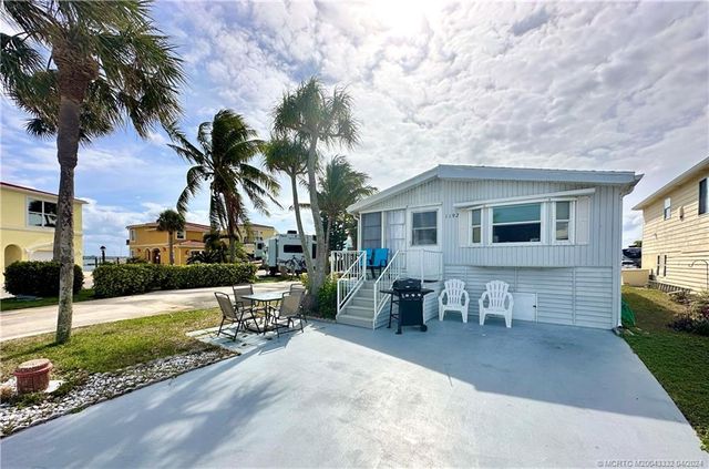 $268,900 | 1192 Nettles Boulevard | Hutchinson Island South