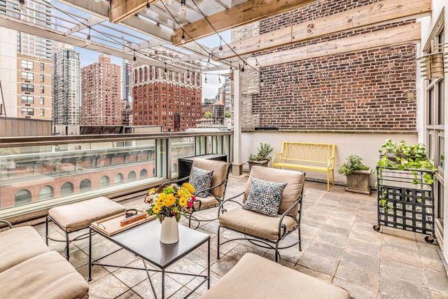 $1,825,000 | 116 West 22nd Street, Unit PHA | Chelsea