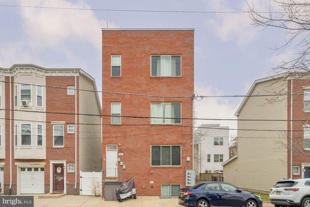 $2,100 | 1513 North Franklin Street, Unit 3 | Ludlow