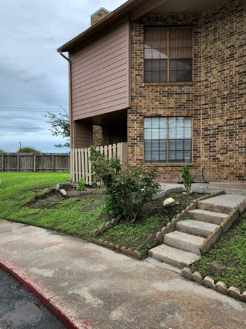 $1,475 | 7122 Premont Drive, Unit 101 | Southside