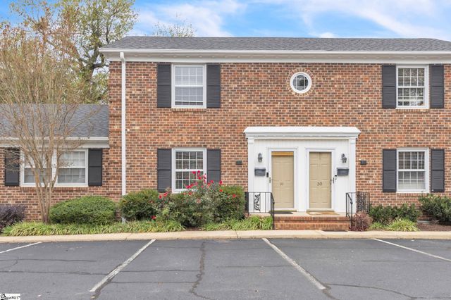 $1,395 | 815 Edwards Road, Unit 31 | Wade Hampton