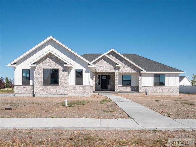 $864,900 | 832 Oak Hl Way | Rexburg