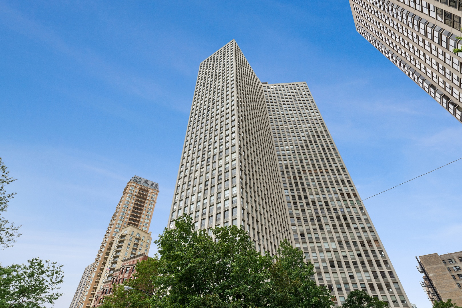 a view of a large building