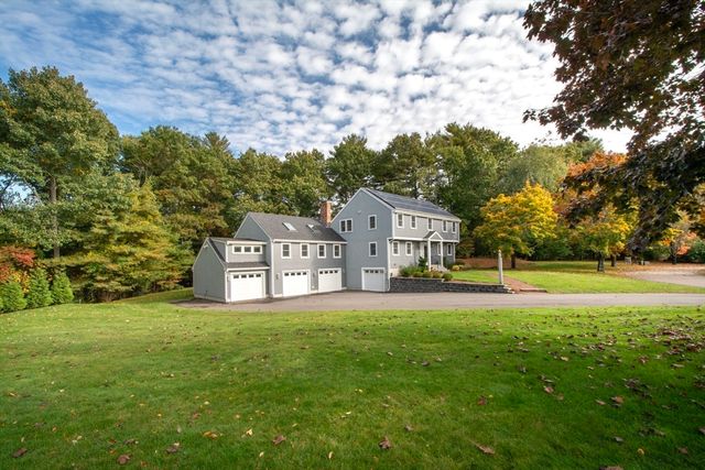 $1,549,000 | 40 Boxwood Lane | Duxbury